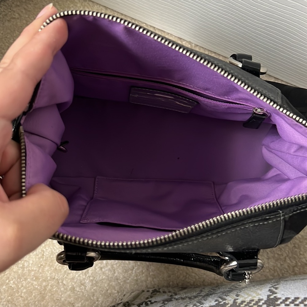 Coach bag in great used condition black - Picture 8 of 10